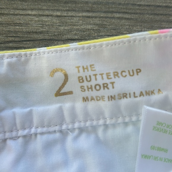 Lilly Pulitzer Buttercup Short - Picture 4 of 5